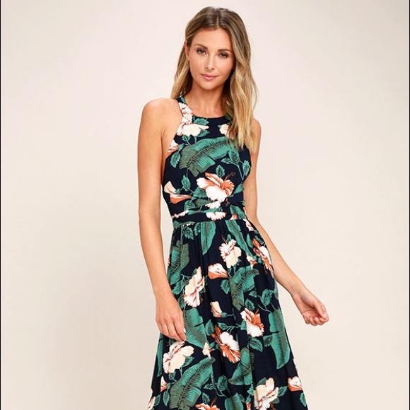 Lulu's Dresses & Skirts - GORG LULUS temptation Island maxi dress size S